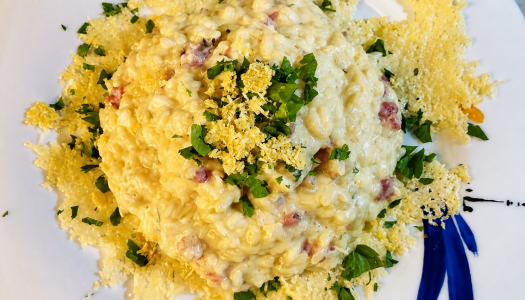 Risotto Salsiccia Peperoncino e Kwak su Parmigiano Croccante